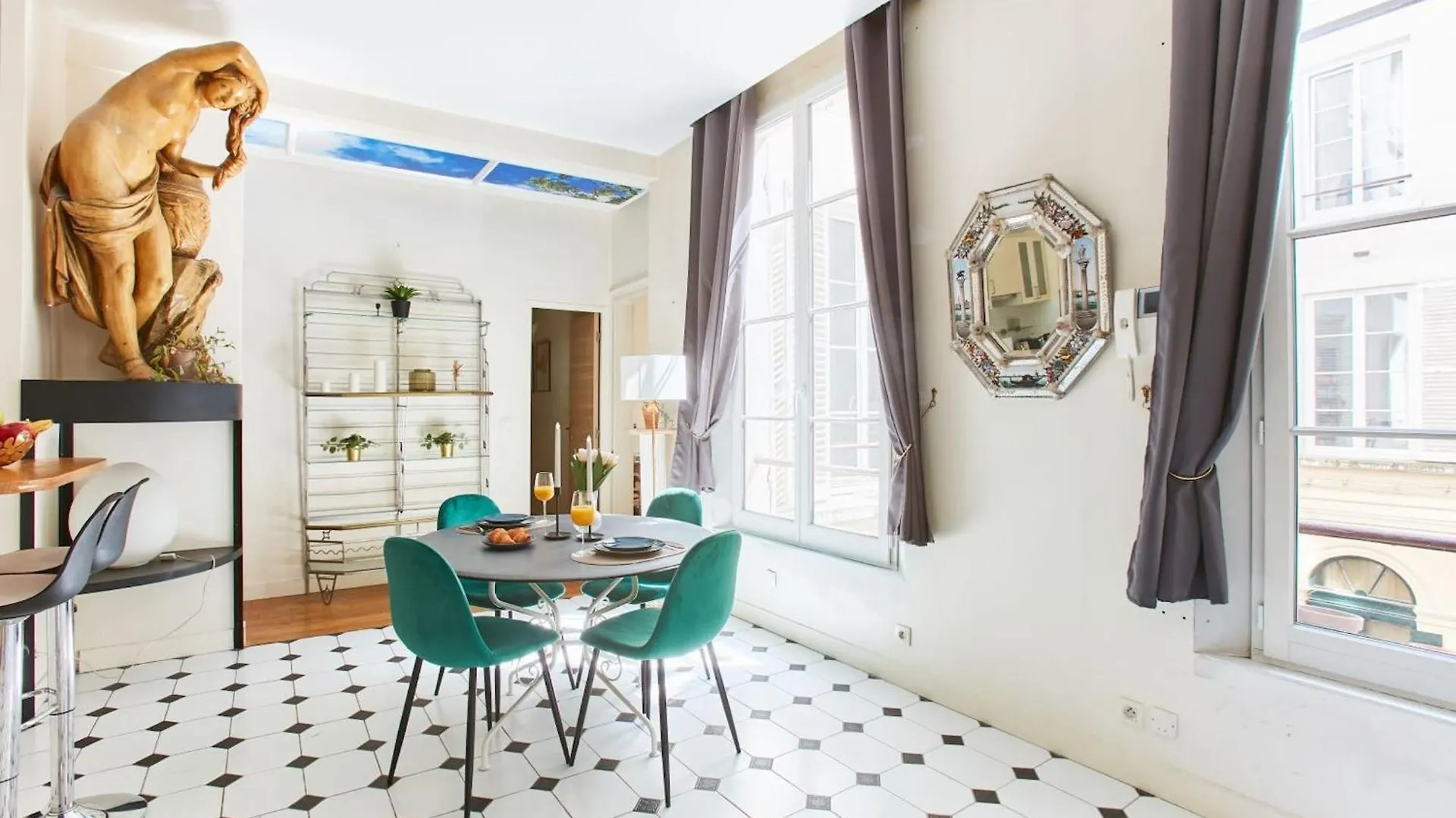 Madeleine & Palais Garnier - Cityapartmentstay Paris 0*,